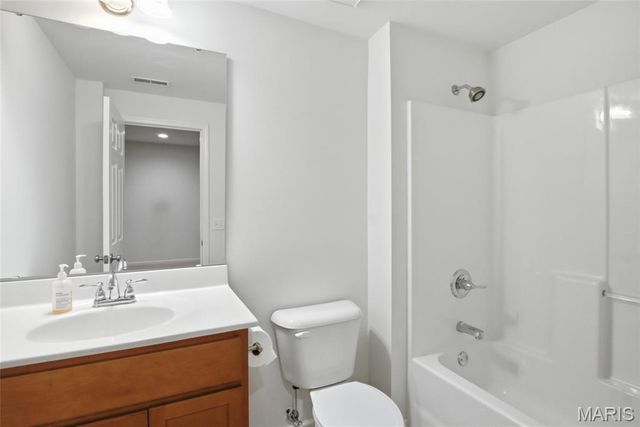 528 Micahs Way, Columbia, IL 62236