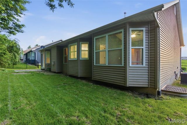 528 Micahs Way, Columbia, IL 62236