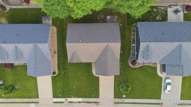 528 Micahs Way, Columbia, IL 62236