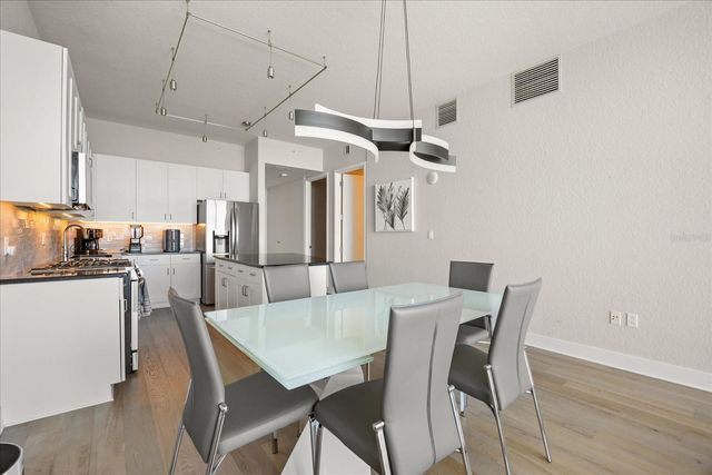 150 E ROBINSON STREET 26B, Orlando, FL 32801