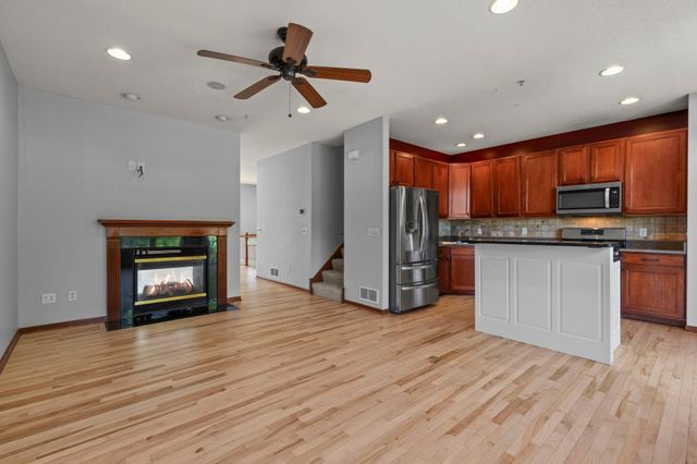 16217 50th Avenue N, Plymouth, MN 55446
