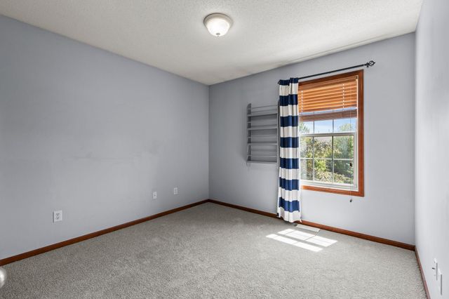 16217 50th Avenue N, Plymouth, MN 55446