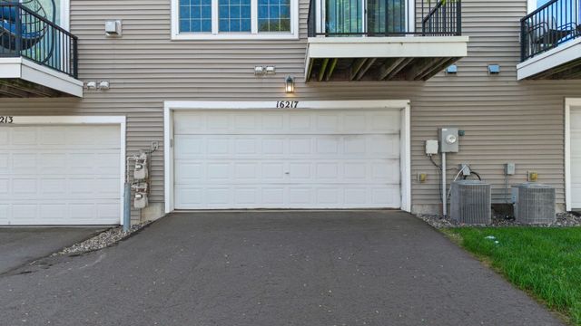 16217 50th Avenue N, Plymouth, MN 55446