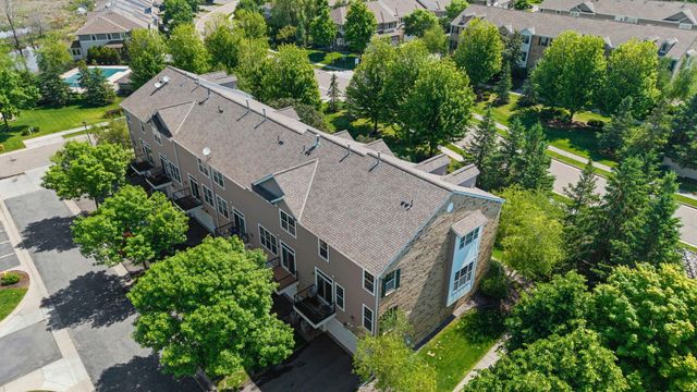 16217 50th Avenue N, Plymouth, MN 55446