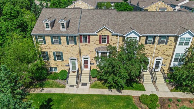 16217 50th Avenue N, Plymouth, MN 55446