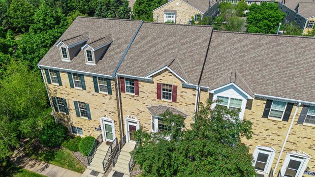 16217 50th Avenue N, Plymouth, MN 55446