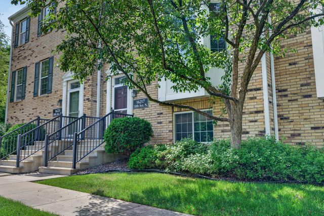 16217 50th Avenue N, Plymouth, MN 55446