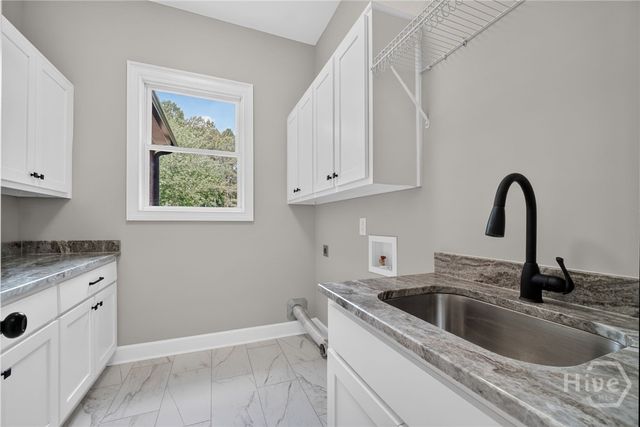 2431 Rabbit Farm Circle, Loganville, GA 30052