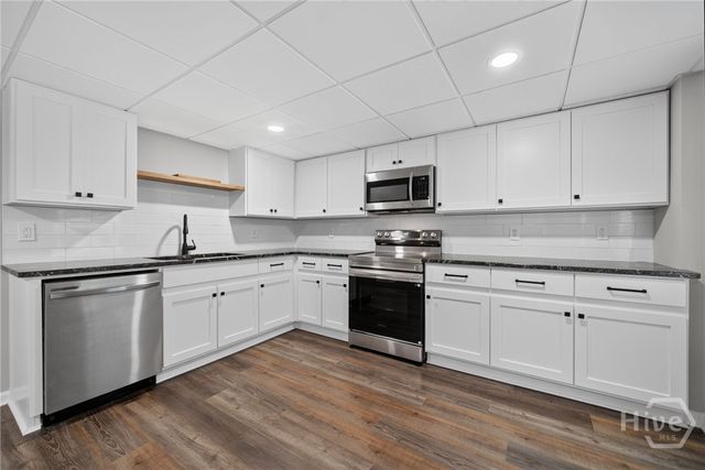 2431 Rabbit Farm Circle, Loganville, GA 30052