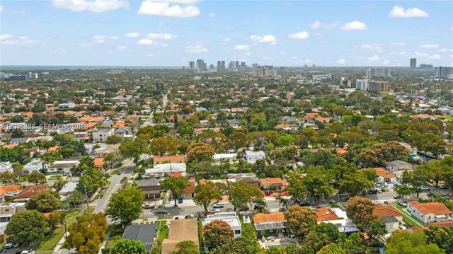 2427 SW 12th St, Miami, FL 33135
