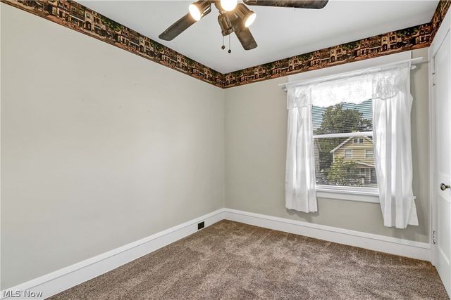 13305 Hazelwood Avenue, Lakewood, OH 44107