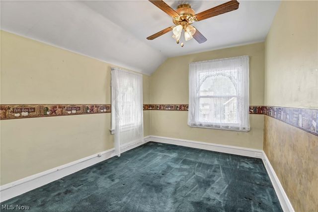 13305 Hazelwood Avenue, Lakewood, OH 44107