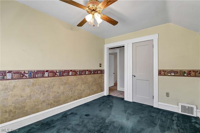 13305 Hazelwood Avenue, Lakewood, OH 44107