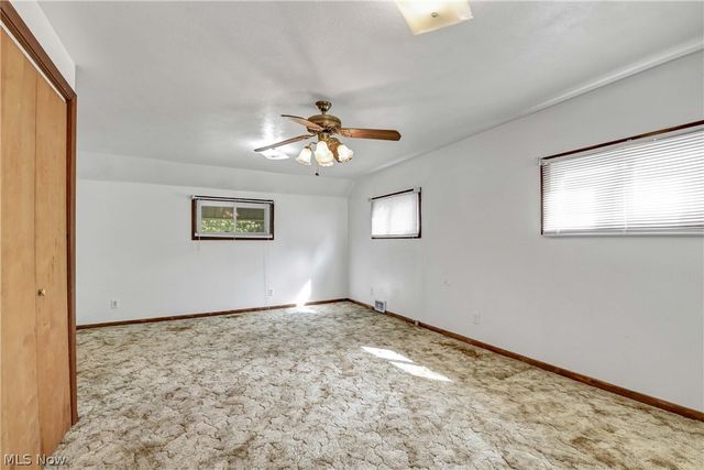 13305 Hazelwood Avenue, Lakewood, OH 44107