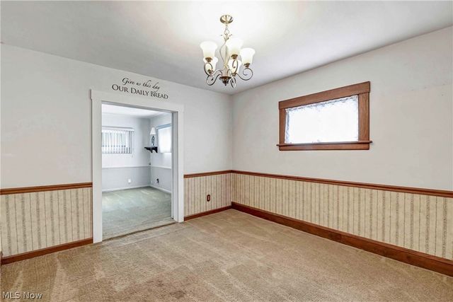 13305 Hazelwood Avenue, Lakewood, OH 44107
