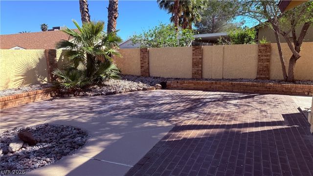 1009 Smith Street, Las Vegas, NV 89108