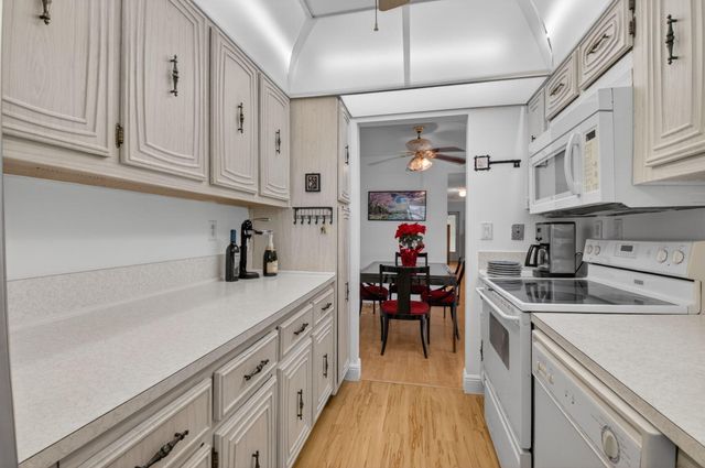 172 High Point Terrace W D, Delray Beach, FL 33445