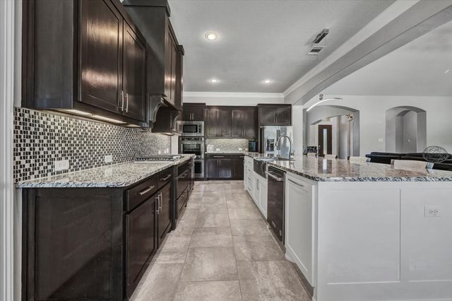 421 Maggie Trail, Lucas, TX 75002