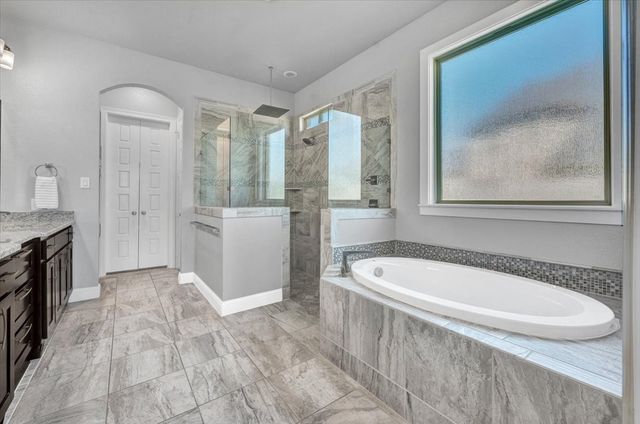 421 Maggie Trail, Lucas, TX 75002