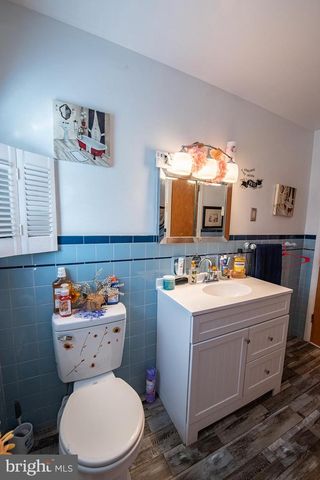 408 FAIRWAY DR, Lancaster, PA 17603