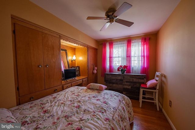 408 FAIRWAY DR, Lancaster, PA 17603