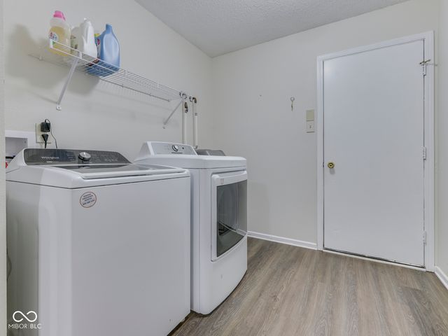 1801 Sonesta Way, Indianapolis, IN 46217