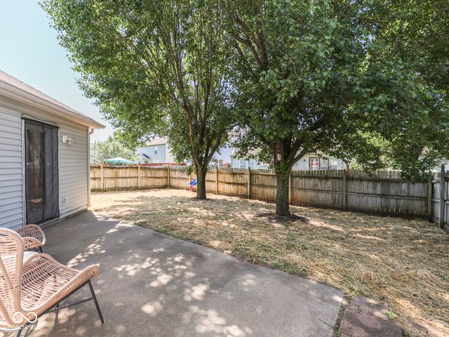 1801 Sonesta Way, Indianapolis, IN 46217