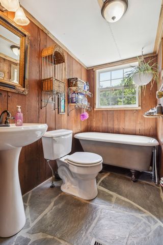 3611 Cooper Nicholson Rd, Pleasant View, TN 37146