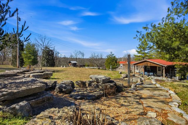 3611 Cooper Nicholson Rd, Pleasant View, TN 37146