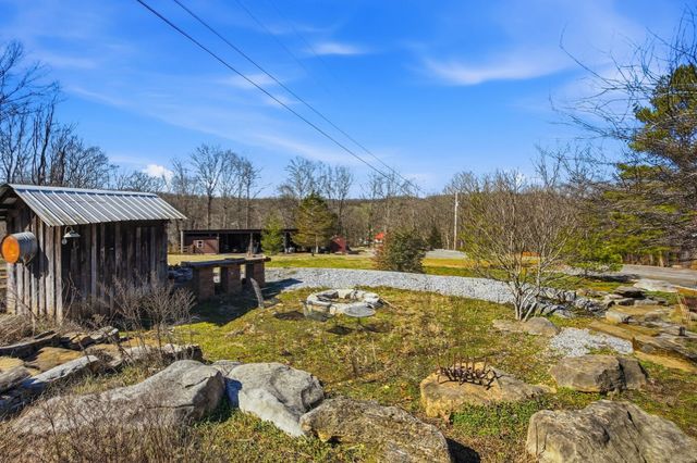 3611 Cooper Nicholson Rd, Pleasant View, TN 37146