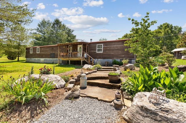 3611 Cooper Nicholson Rd, Pleasant View, TN 37146