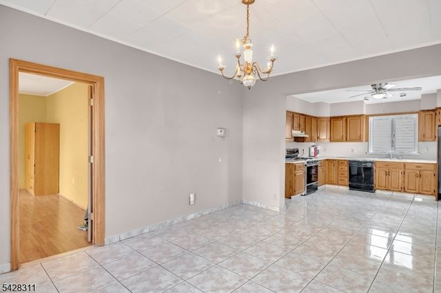 89 1St Ave, Raritan Boro, NJ 08869