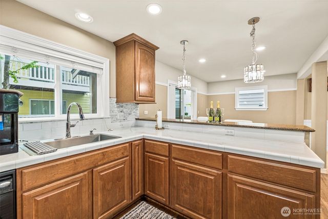 23620 102nd Avenue SE, Kent, WA 98031
