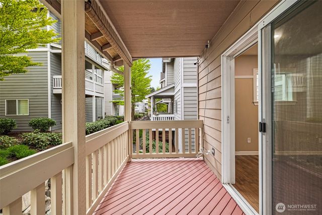 23620 102nd Avenue SE, Kent, WA 98031