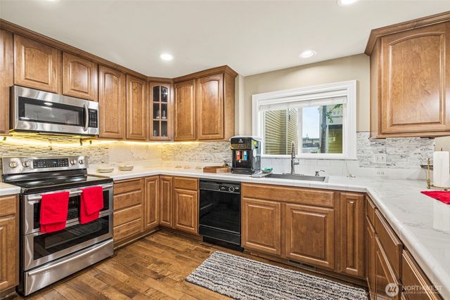 23620 102nd Avenue SE, Kent, WA 98031