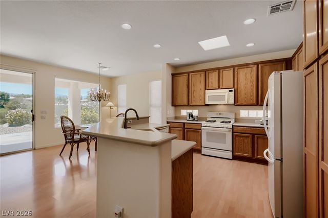 4621 Regalo Bello Street 5130Golf, Las Vegas, NV 89135