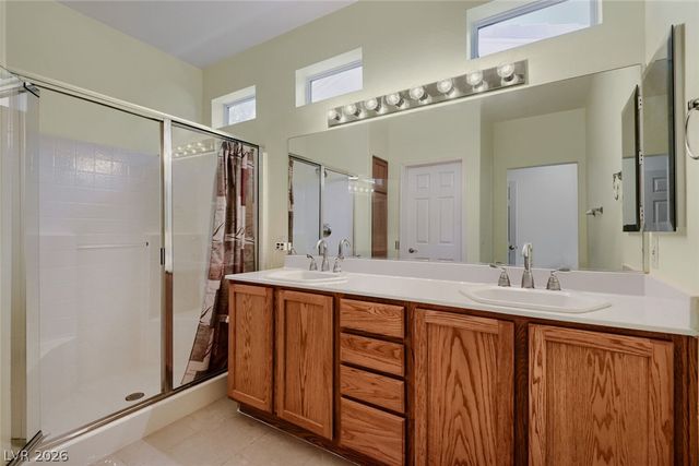 4621 Regalo Bello Street 5130Golf, Las Vegas, NV 89135