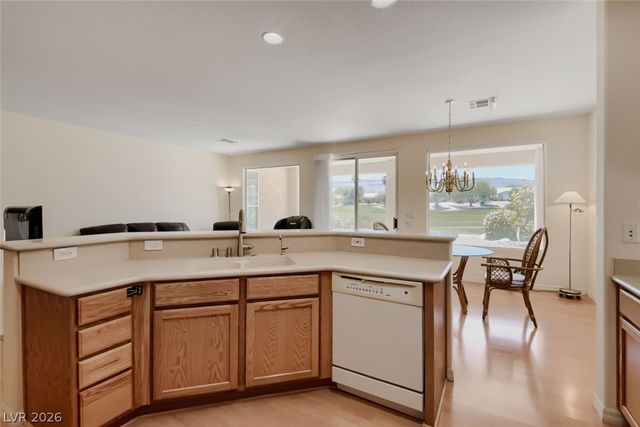 4621 Regalo Bello Street 5130Golf, Las Vegas, NV 89135