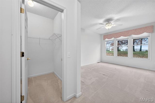 2140 Hawks Landing Drive, Lake St Louis, MO 63367