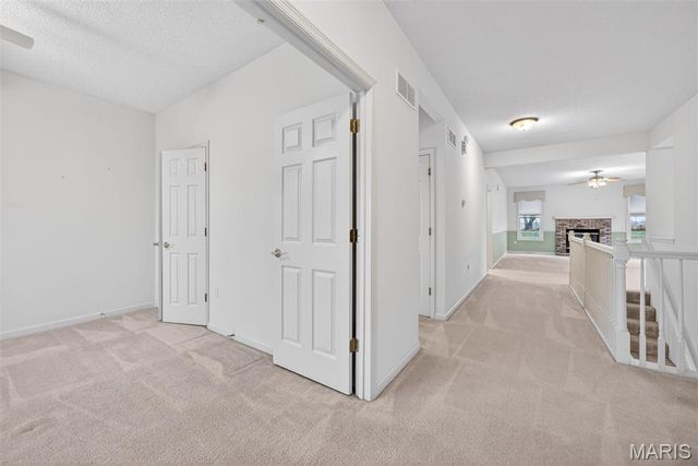 2140 Hawks Landing Drive, Lake St Louis, MO 63367