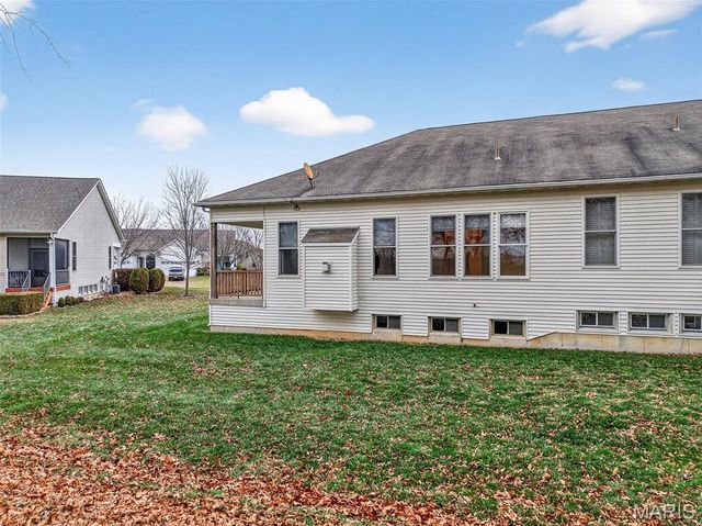 2140 Hawks Landing Drive, Lake St Louis, MO 63367