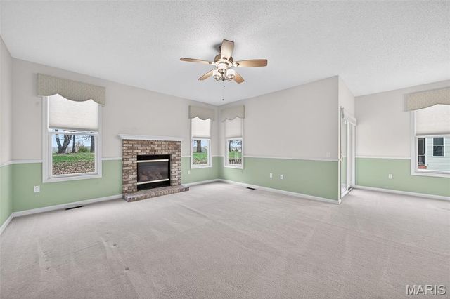 2140 Hawks Landing Drive, Lake St Louis, MO 63367