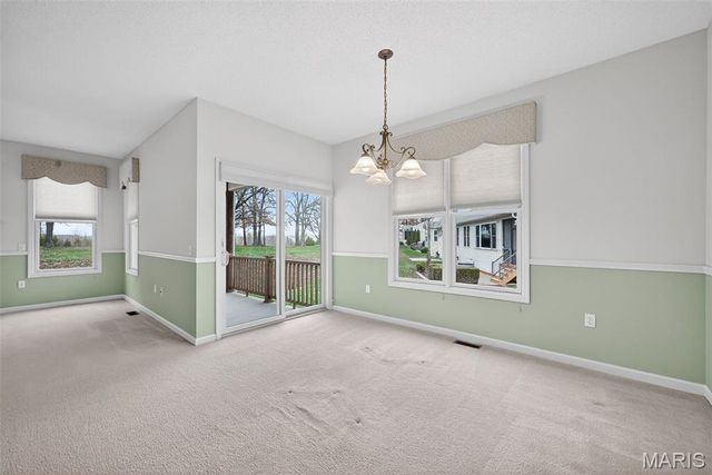 2140 Hawks Landing Drive, Lake St Louis, MO 63367