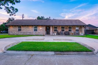 1316 Carpenter Avenue, Pasadena, TX 77502