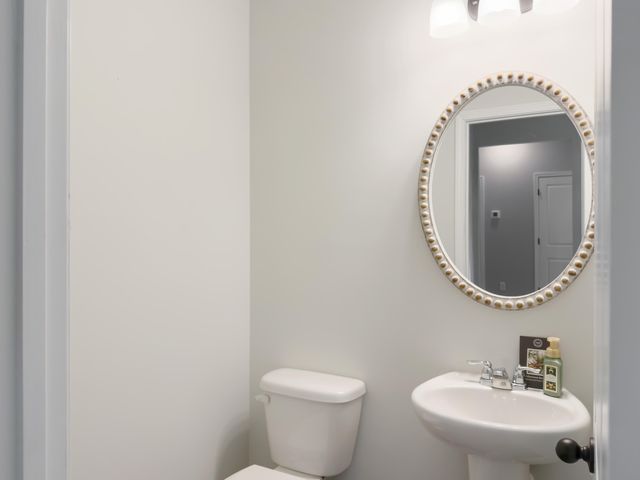 404 Oak View Way, Summerville, SC 29483