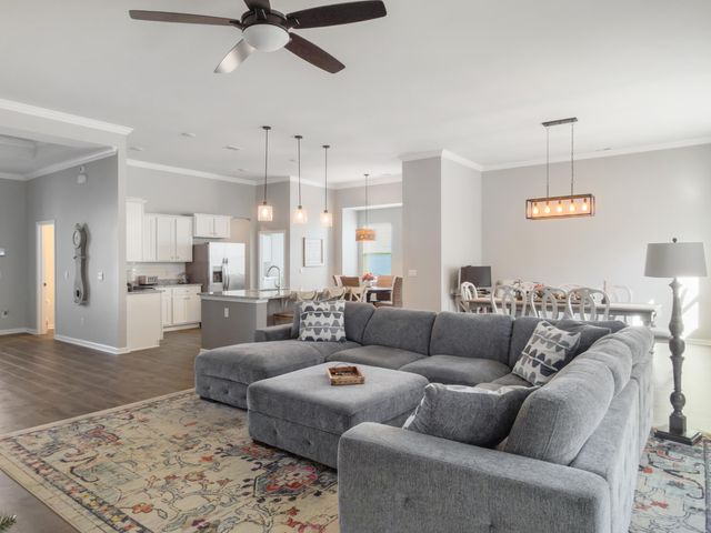 404 Oak View Way, Summerville, SC 29483