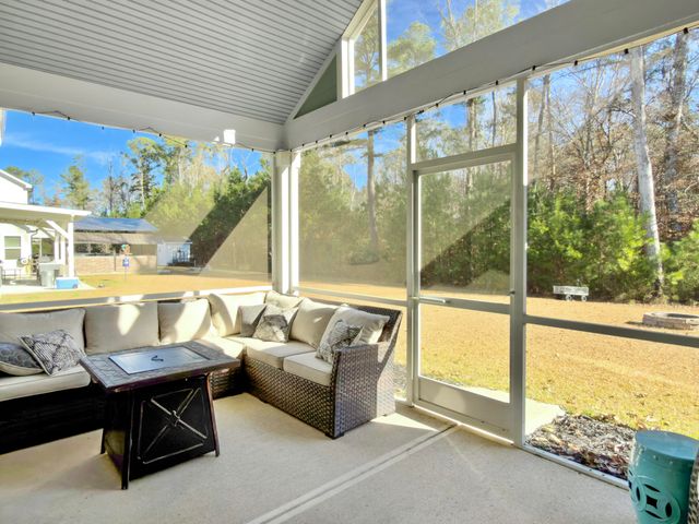 404 Oak View Way, Summerville, SC 29483