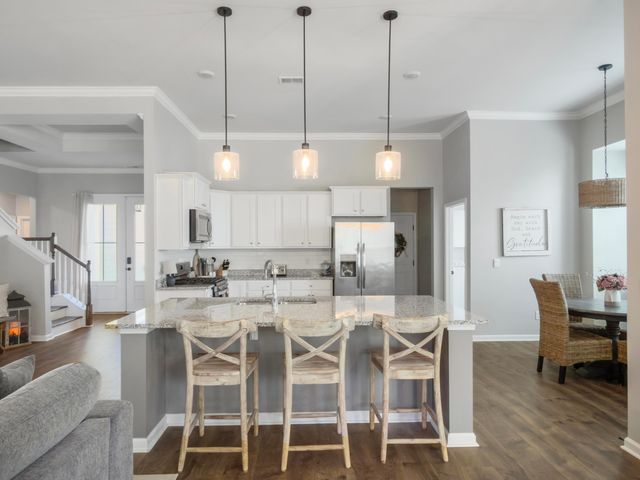 404 Oak View Way, Summerville, SC 29483