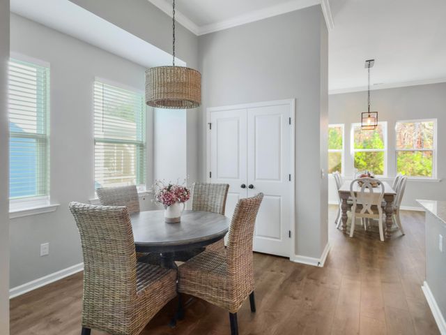 404 Oak View Way, Summerville, SC 29483