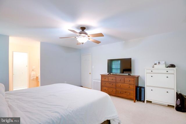 10535 BREVITY DR, Great Falls, VA 22066